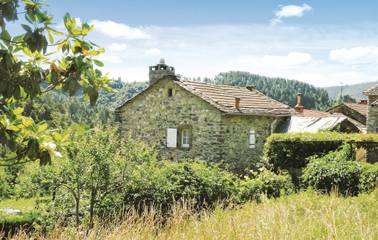 Gîte pour 6 Personnes dans Peyremale, Massif central, Photo 1