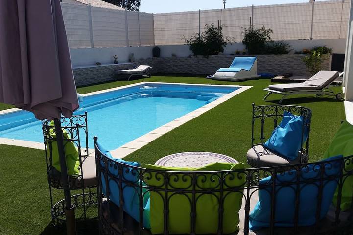 Chalet para 4 personas, con jardín - 1