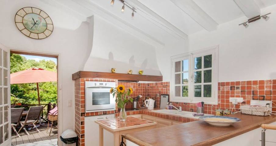 Location de vacances pour 8 personnes, avec jardin et terrasse à La Garde-Freinet - 4