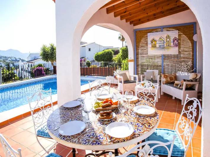 Casa rural para 6 personas, con piscina y jardín en Pego