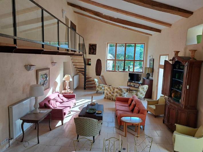 Villa pour 8 personnes, avec jardin et piscine, animaux acceptés