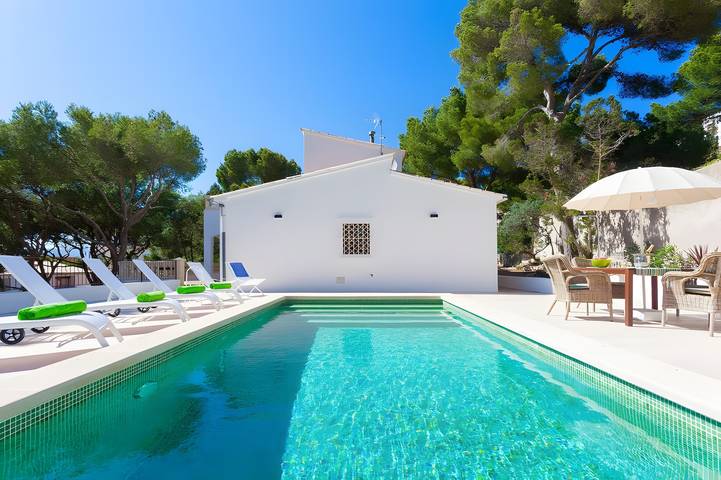 Finca am Strand für 6 Personen, mit Balkon und Garten in Cala Ratjada