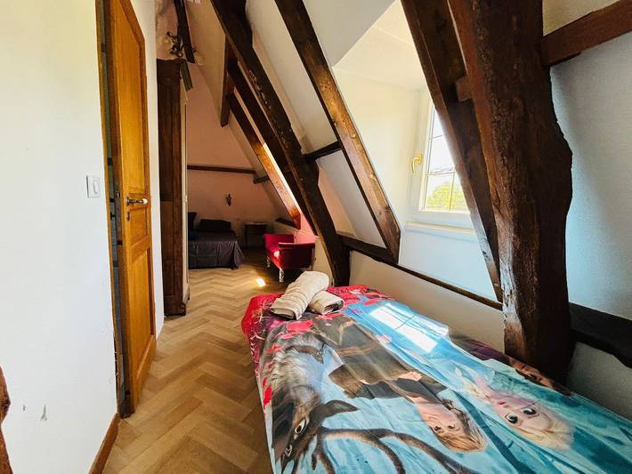 Chambre d’hôte pour 3 personnes, avec jacuzzi ainsi que sauna et jardin dans l' Eure - 2