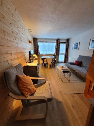 Gîte pour 4 personnes, avec vue et terrasse à Bessans