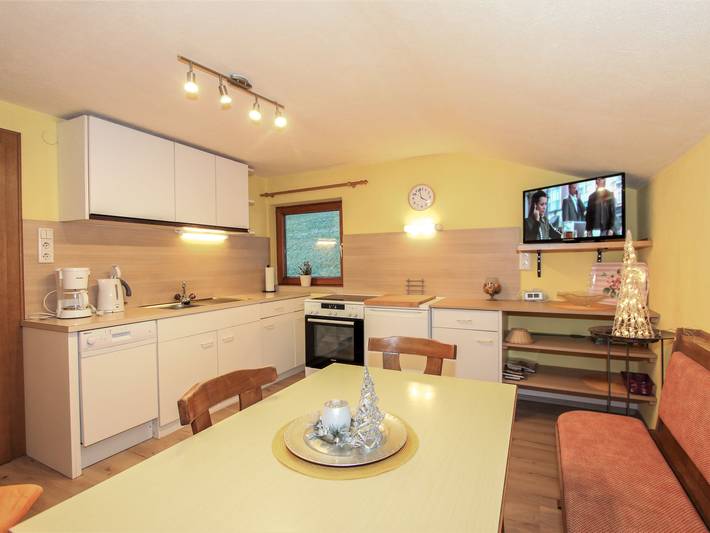 Ferienwohnung für 5 Personen, mit Balkon und Terrasse in Hippach - 2