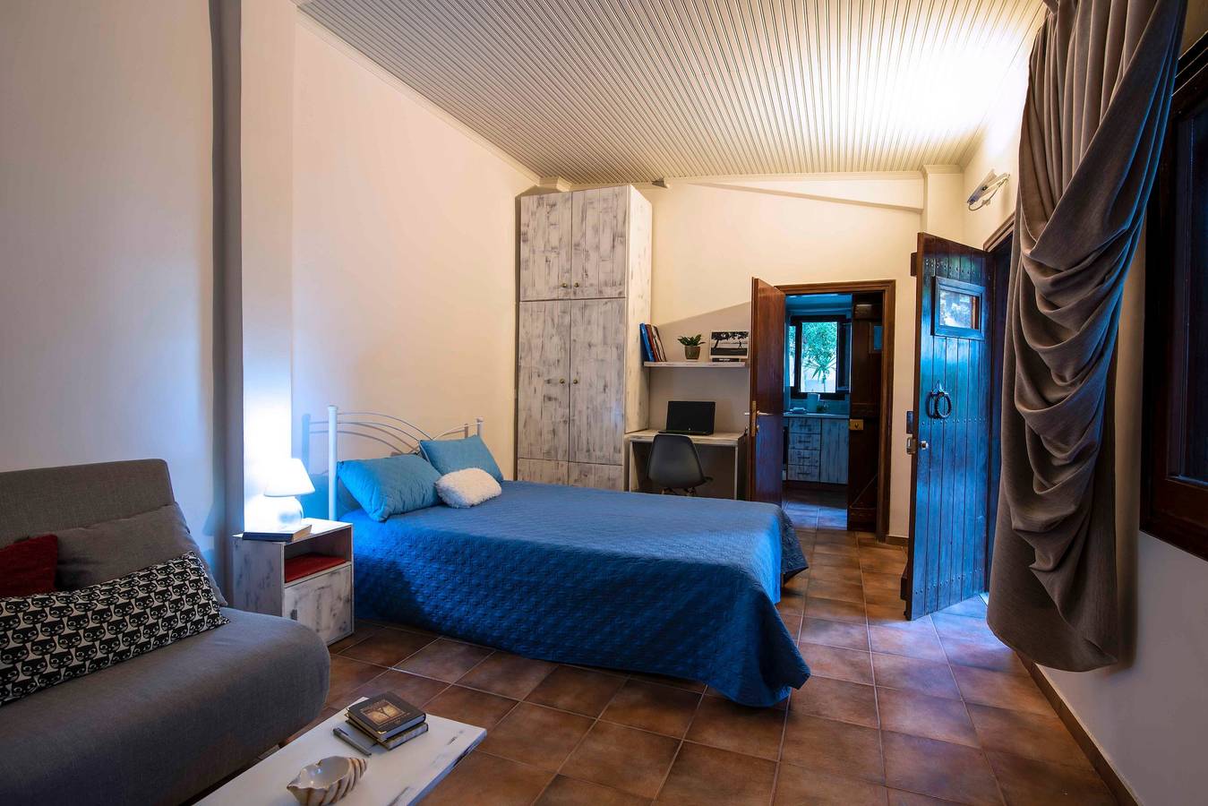 Gehele studio, Vakantiehuis 'Sweet Home' met Privéterras, Wi-Fi en Airconditioning in Volos, Magnisia