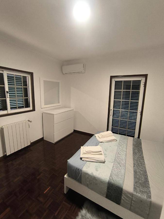 Location de vacances pour 9 personnes, avec vue et jardin, animaux acceptés à Amarante - 2