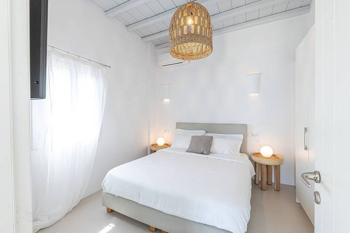 Carpe Diem Villa II ,Private Infinity Heated Pool! in Mykonos