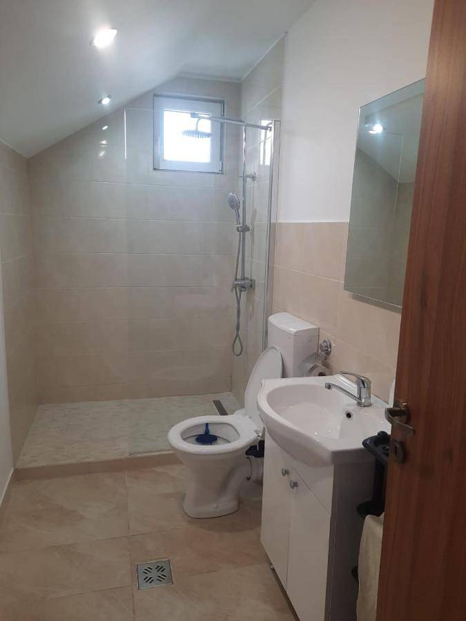 Location de vacances pour 4 personnes, avec terrasse, animaux acceptés dans Dorna-Arini - 3