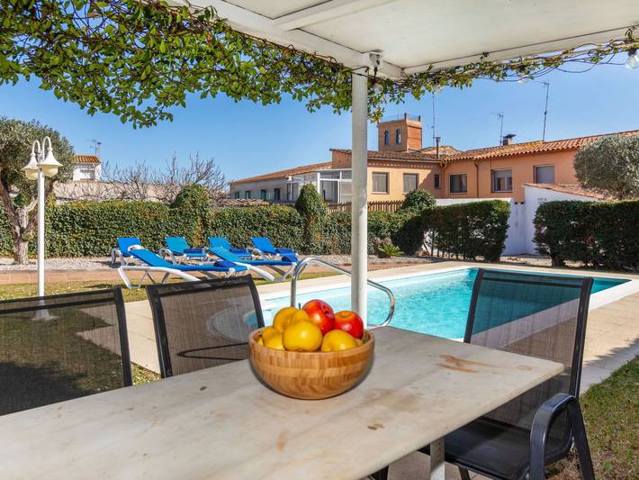 Ferienhaus für 8 Personen, mit Garten und Terrasse sowie Pool in Lloret de Mar - 2