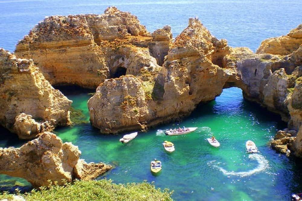 Ocean view villa 5 min from the beaches, Jacuzzi, Clim Wifi Zoomarine. Promoção! in Pêra, Alcantarilha e Pêra