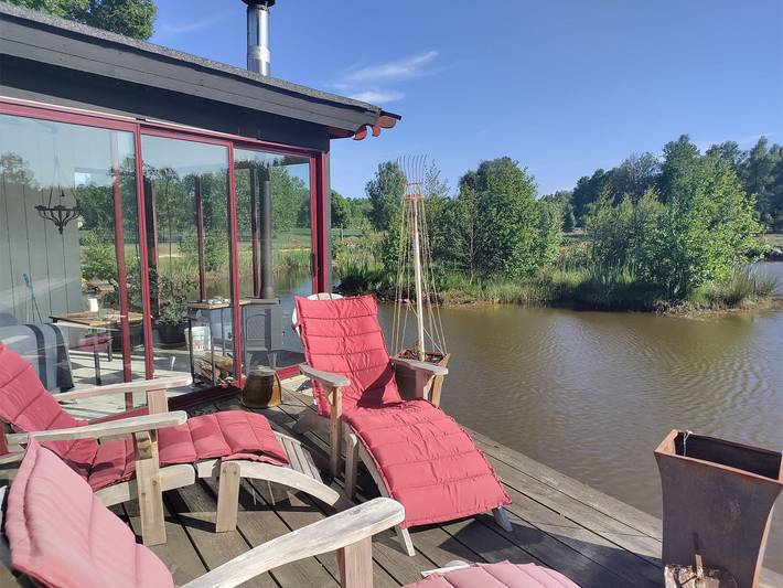 Ganze Wohnung, Ferienhaus Loftet Vildmark: Sauna, Pool & Naturidylle für 2 Gäste in Hässleholm und Umgebung