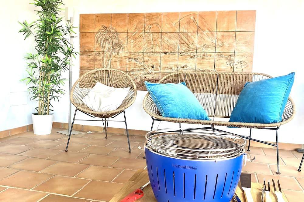 Casa Estela: vistas, privacidad, diseño y tradición. in Villaverde, La Oliva