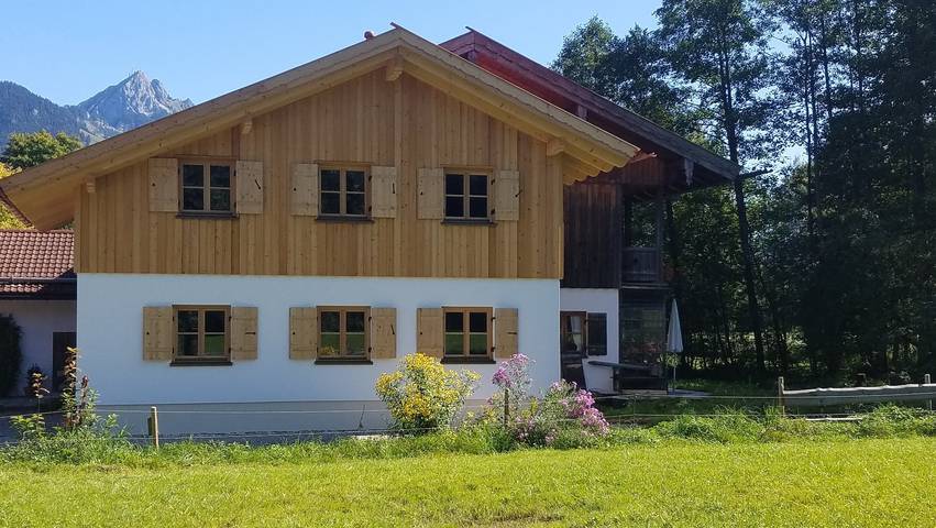 Ferienwohnung für 8 Personen, mit Terrasse und Garten in Fischbachau