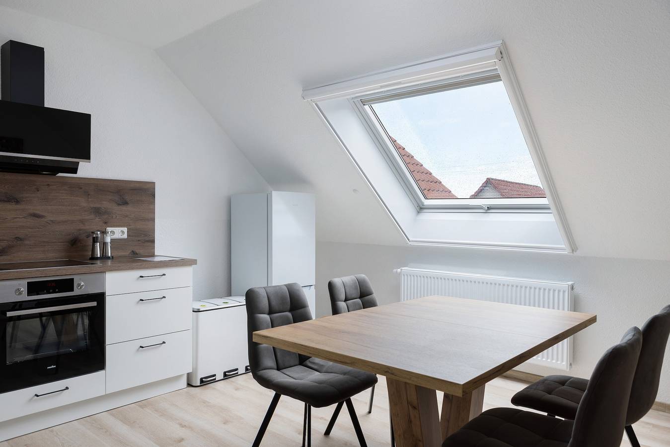 Entire apartment, Rhön-Kutscher Apartment with Mountain View, Terrace and Wi-Fi in Buttlar, Biosphärenreservat Rhön