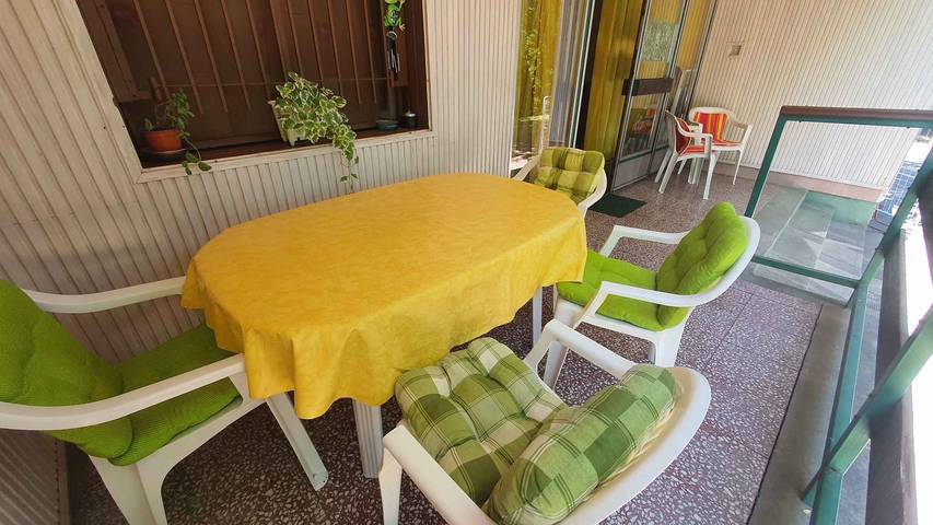 Ferienhaus in einem beliebten Gegend von Szántód mit Internet in Szantod, Plattensee Südufer