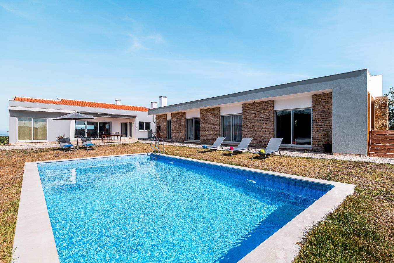 Casa de Vacaciones 'A Casa Da Vagem' con Vista al Jardín, Wi-Fi y Aire Acondicionado in São João das Lampas e Terrugem, Costa de Lisboa