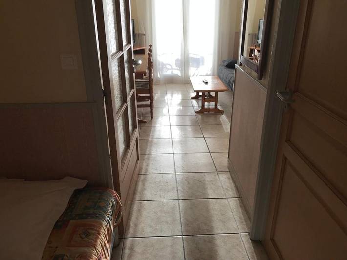 Hôtel pour 3 personnes, avec jacuzzi ainsi que piscine et sauna, animaux acceptés à La Cabanasse - 4