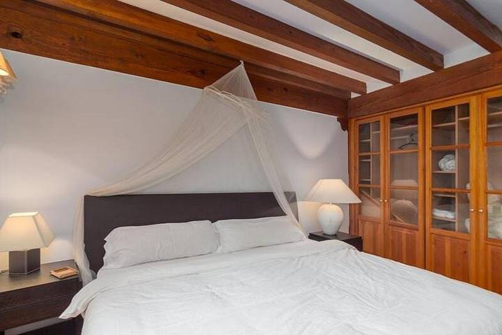 Casa rural para 10 personas, con piscina además de vistas y jardín, Se admiten mascotas en Valle del Miera - 4