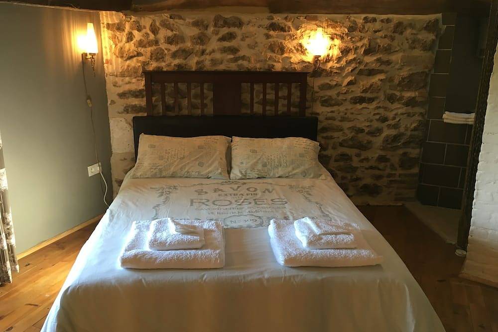 Récemment rénové 1 chambre gîte indépendant près de Loisirs Lacs et Chateau in Videix, Parc naturel régional Périgord-Limousin
