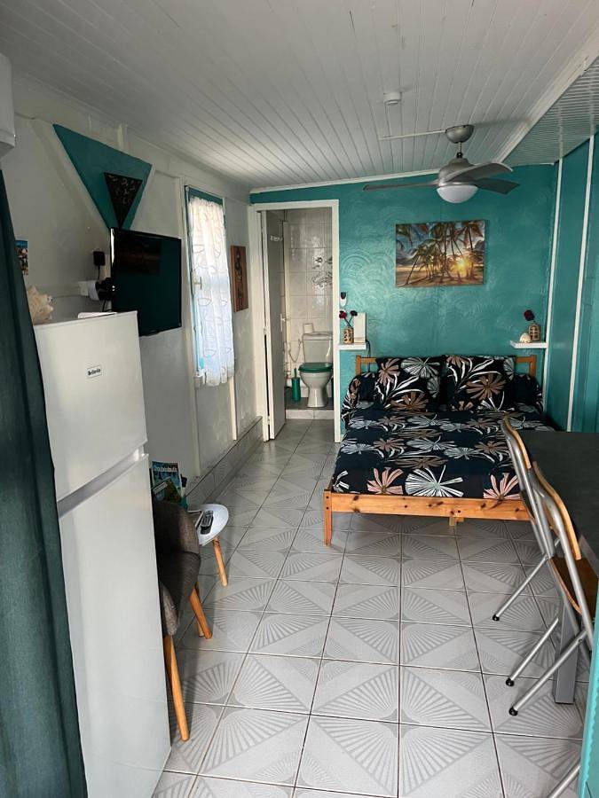 Appartement de vacances pour 2 personnes, avec jardin ainsi que piscine et vue
