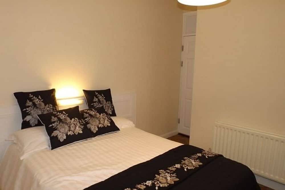 7 Bedroom rustic Cosy Cottage in the Heart of Morpeth, gateway to Northumberland in Morpeth, Northumberland