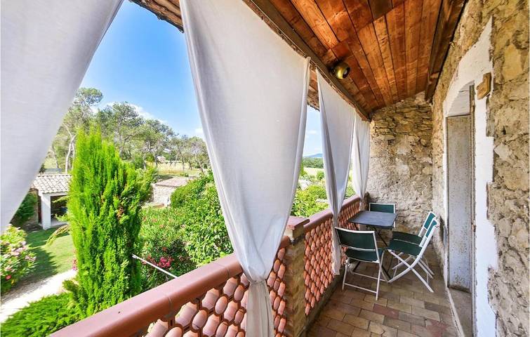 Gîte pour 5 personnes, avec balcon et jardin à Potelières - 4