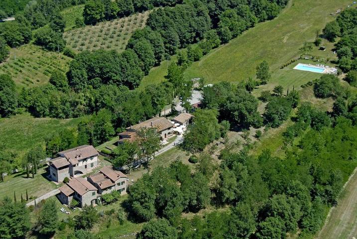 Agriturismo per 4 persone, con piscina e giardino nonché panorama, con animali domestici in Monteleone d'Orvieto