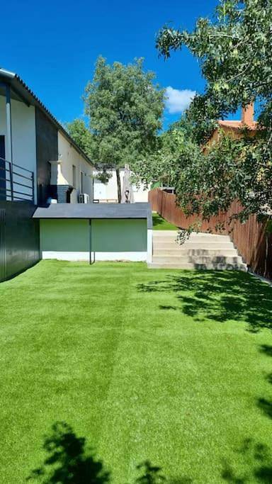 Casa rural para 6 personas, con vistas además de piscina y jardín en Puerto de Navacerrada - 4