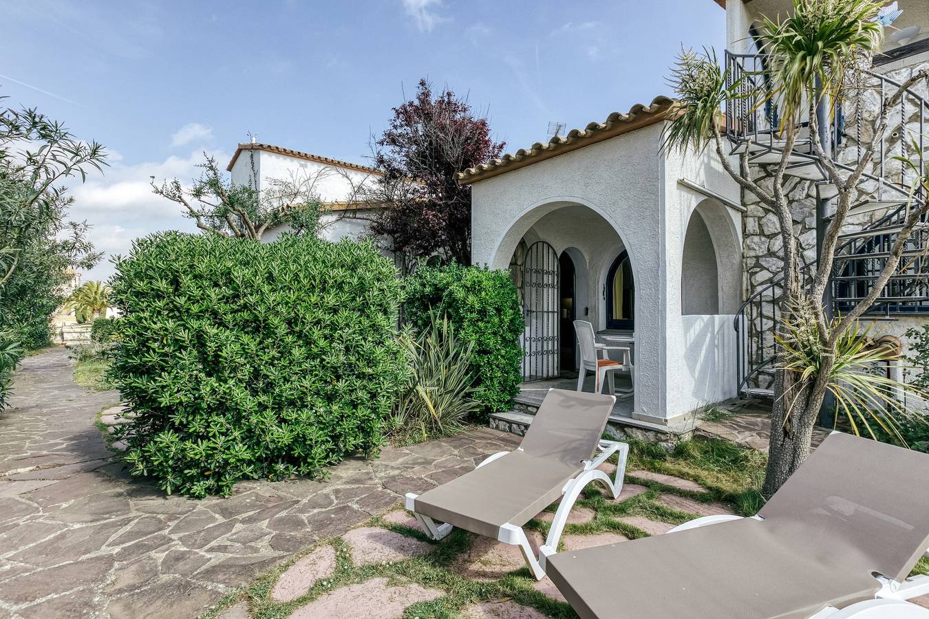 Appartement 'Art-Apartamentos Revilla Tacke E' avec piscine partagée et Wi-Fi in Empuriabrava, Haut-Ampurdan