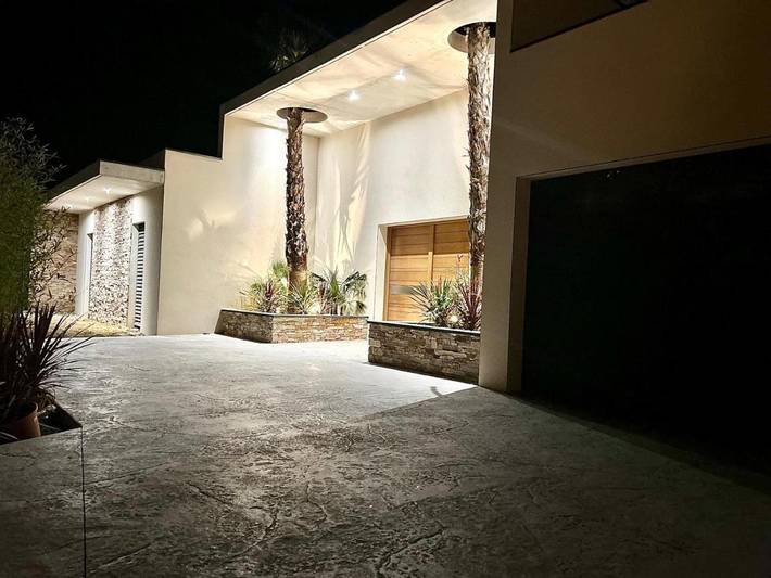 Location de vacances pour 12 personnes, avec Terrasse ainsi que Jardin et Piscine à Lieuran-lès-Béziers - 3