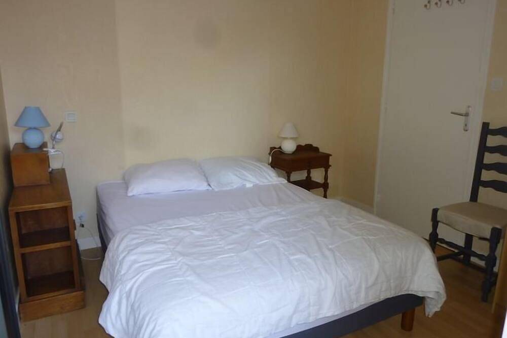 Appartement entier, Appartement 4 personnes à 2 pas de la plage et des commerces. in Damgan, Côte des Mégalithes