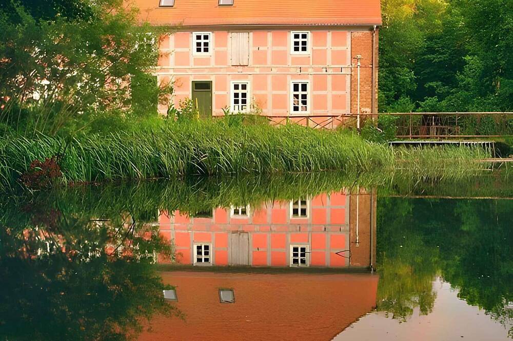 Ganze Wohnung, Ferienwohnung in einer historischen Wassermühle in Gollmitz, Nordwestuckermark