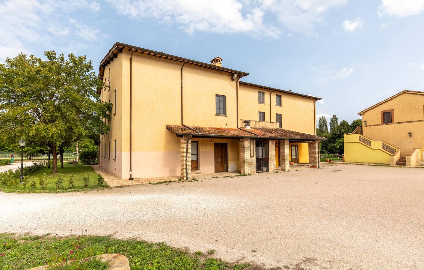 Apartamento vacacional entero, Escapada junto al lago con piscina, aire acondicionado, aparcamiento y cocina, a 2,5 km de Umbertide in Montone (Italia), Valtiberina