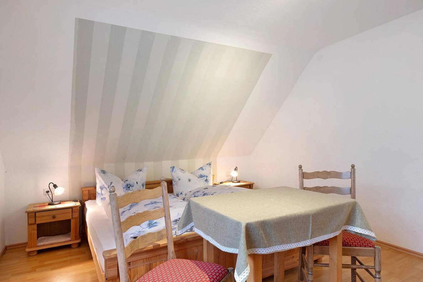 Ganze Wohnung, Ferienwohnung' mit gemeinsamer Terrasse und Wi-Fi in Saig (Lenzkirch), Lenzkirch