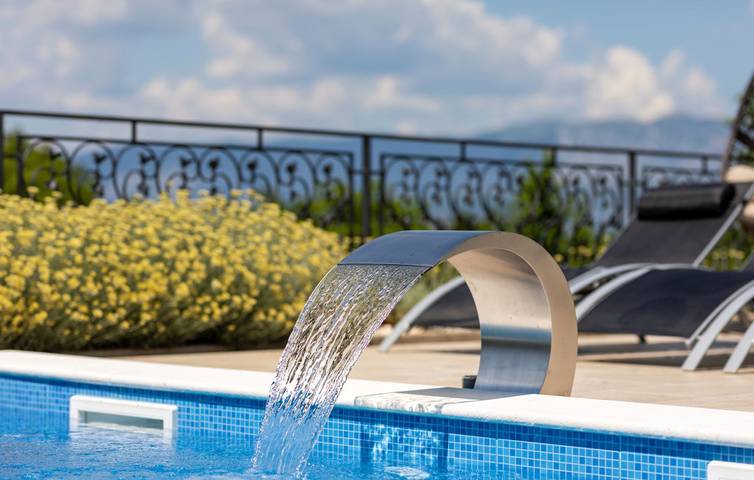 Villa pour 8 personnes, avec sauna ainsi que terrasse et jardin à Klimno - 2