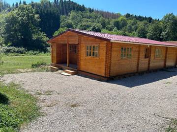 Gîte pour 4 personnes, avec vue et jardin à Fougax-et-Barrineuf