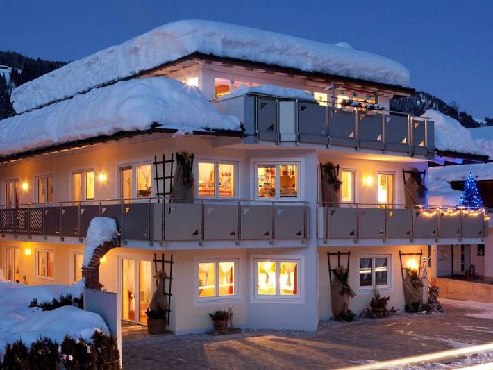 Ferienwohnung für 4 Personen, mit Balkon in Saalbach-Hinterglemm - 3