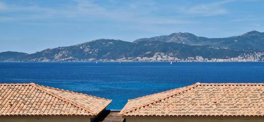 Gîte pour 2 personnes, avec terrasse et vue à Pietrosella