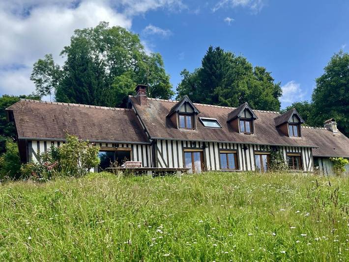 Location de vacances pour 8 personnes, avec jardin et vue à Hermival-les-Vaux