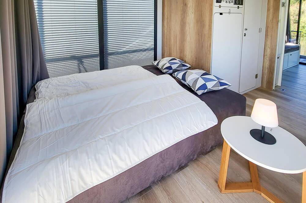Traumhaftes Schiff mit 1 Schlafzimmer in Havelsee Ot Kützkow in Pritzerbe, Havelsee