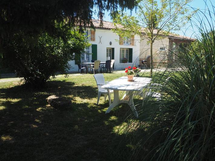 Gîte pour 22 personnes, avec jardin et terrasse au Parc Naturel Régional du Marais poitevin - 3
