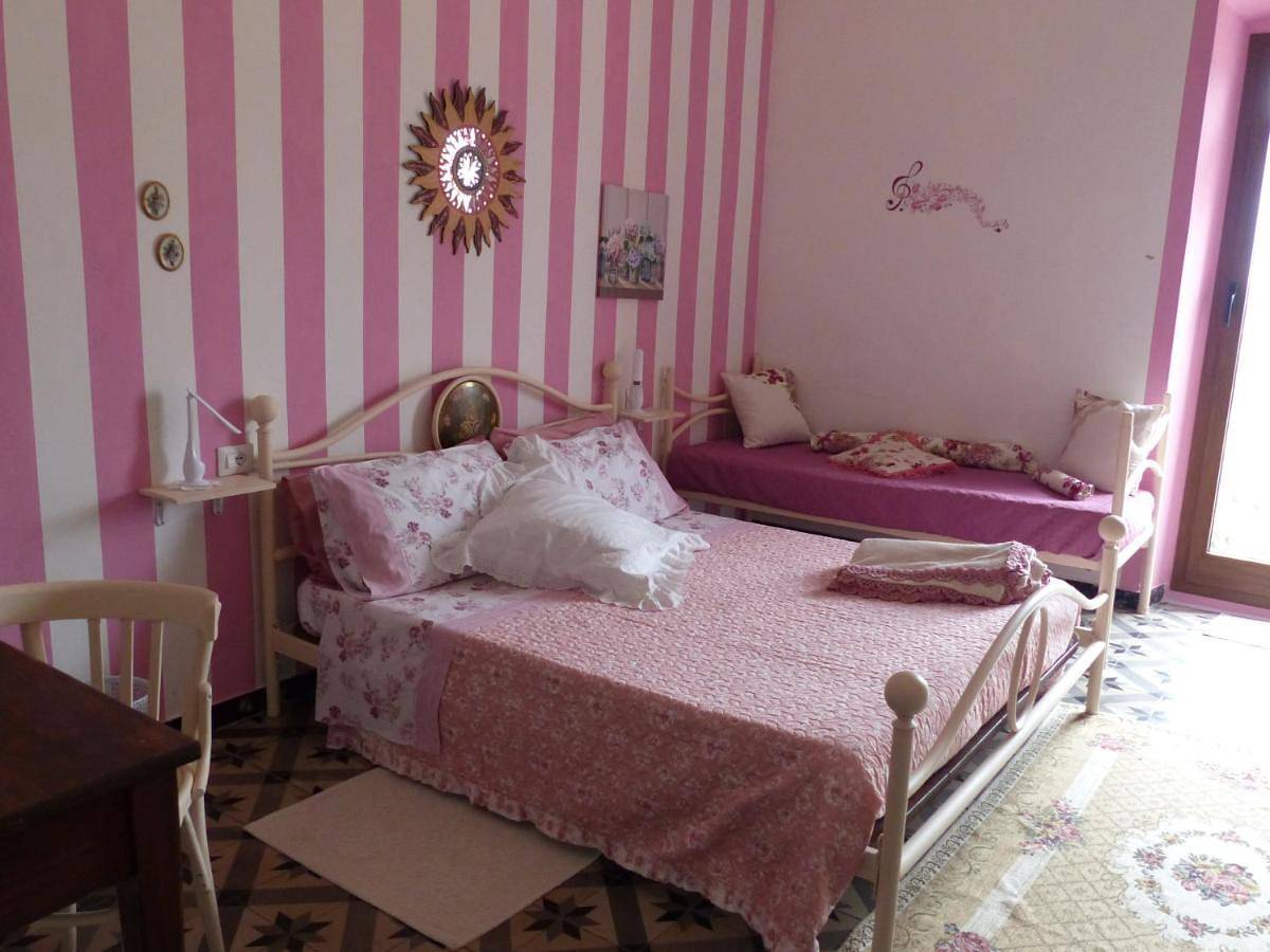 Triple Room in Magomadas, Planargia