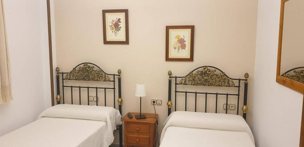 Casa de vacaciones para 11 personas, con piscina además de jardín y vistas en Serranía de Ronda - 2