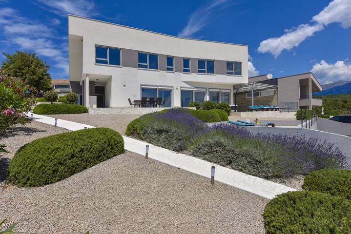 Villa Bilo Idro Zadarvillas in Novigradsko More, Zadar