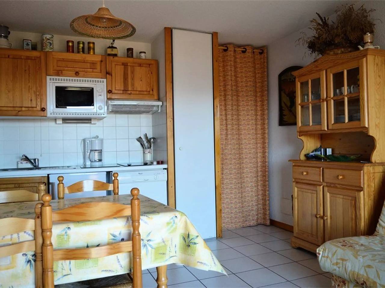Ganze Wohnung, Gemütliche Wohnung mit Parkplatz & Terrasse in Thuir in Thuir, Perpignan und Umgebung