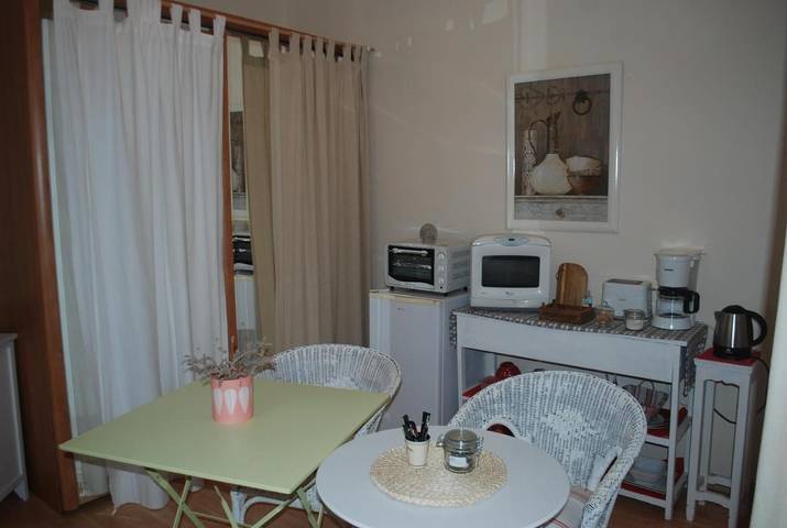 Gîte pour 2 personnes, avec jardin et terrasse à Montséret - 3