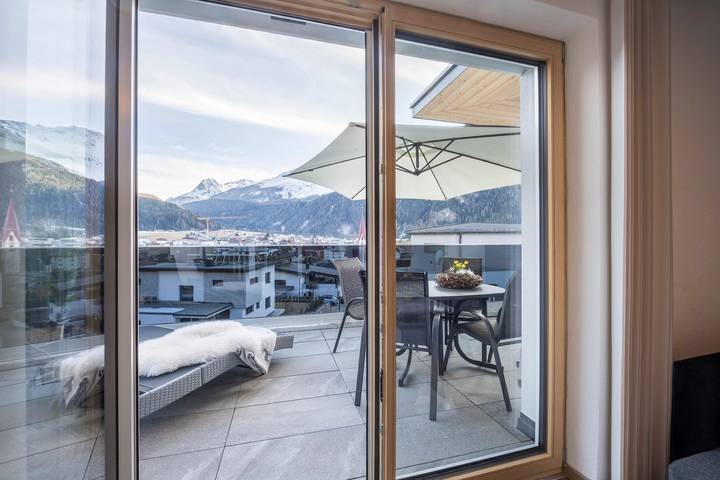 Ganze Wohnung, Ferienwohnung 'Apart Schranz' mit Bergblick, Garten, Terrasse & Wlan in Stubaier Alpen, Umhausen