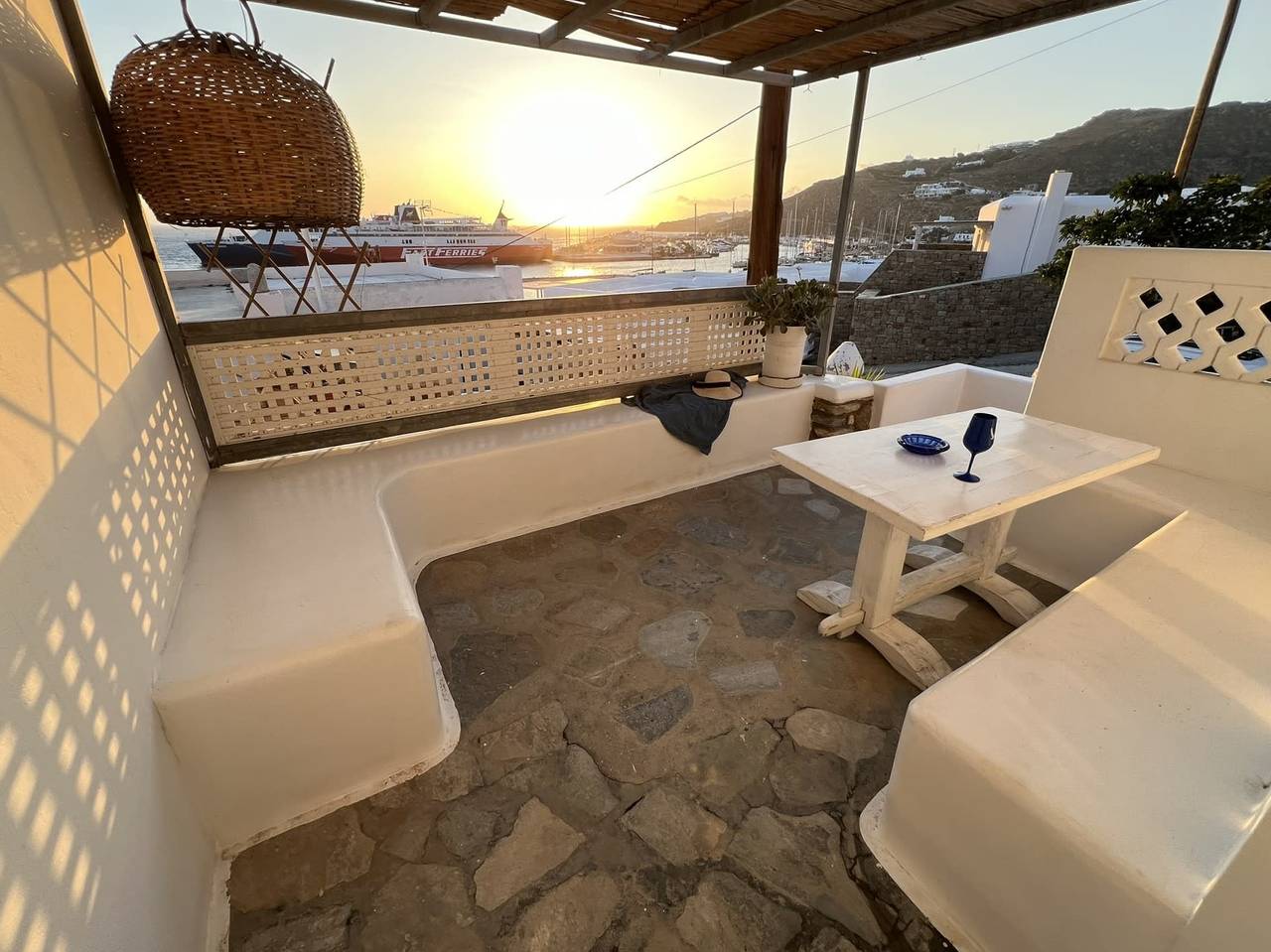 Ganze Wohnung, Mykonos Violet Nest - Sea View Escape in Tourlos (Mykonos), Mykonos