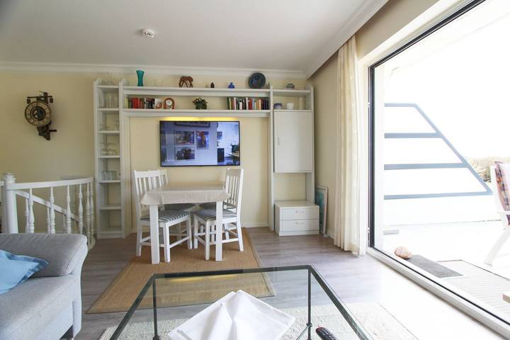 Ferienwohnung für 4 Personen, mit Terrasse in Wenningstedt - 2